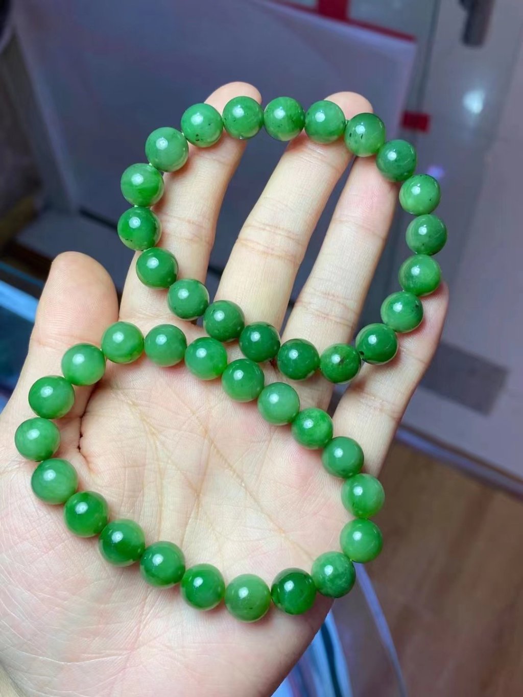 Nephrite (Biyu) 碧玉necklaces and&nbsp;bracelets